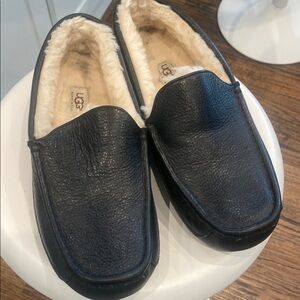 UGG Men's Black Leather Slippers